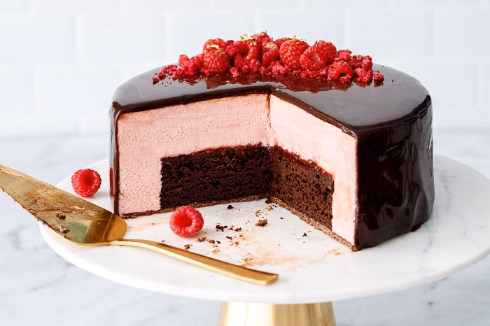Key Components of White Chocolate Raspberry Mousse Cake