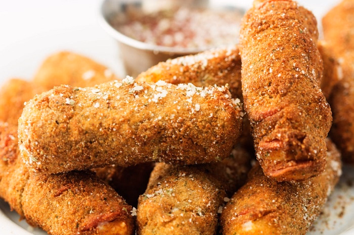 school lunch cheese sticksdfg