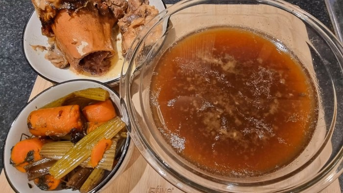 Serving Bone Broth to Dogs