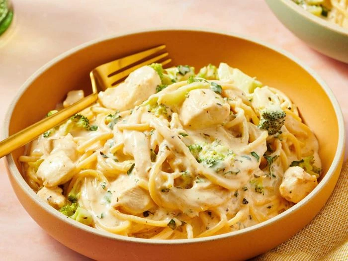 Chicken Alfredo Recipe Overview