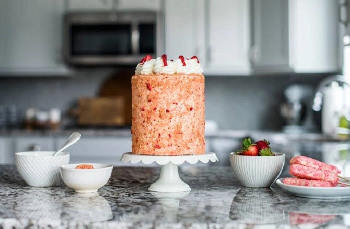 strawberry crunch cake recipe
