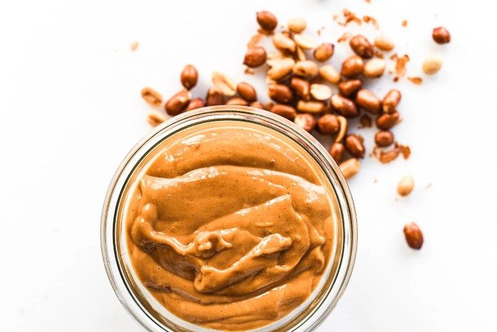 How to Make Thai Peanut Sauce